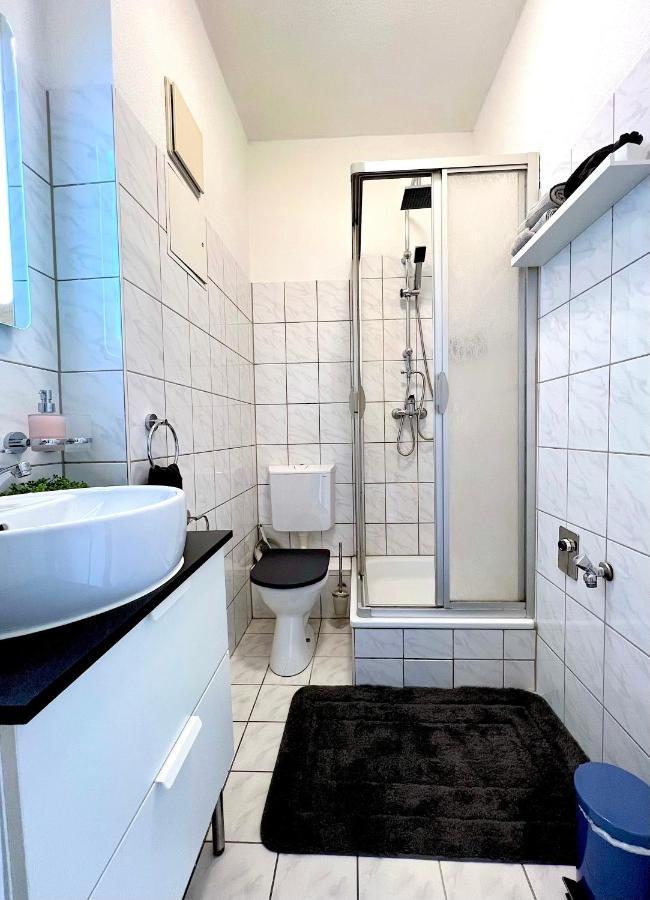 Elbling Apartment Mit Terrasse - Netflix - Parkplatz - Weinbergblick Meissen Luaran gambar