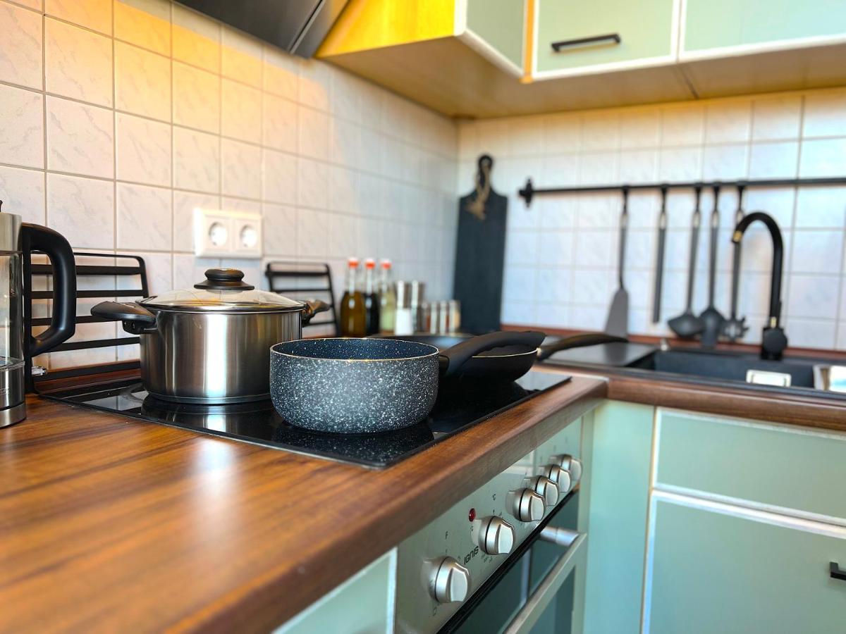 Elbling Apartment Mit Terrasse - Netflix - Parkplatz - Weinbergblick Meissen Luaran gambar